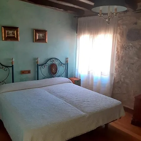 La Casa De 4*